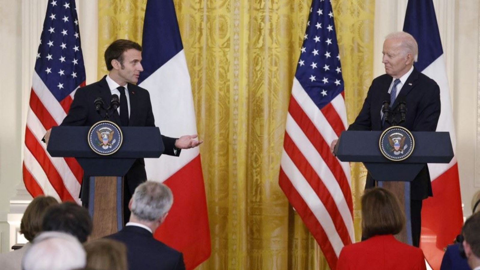 الرئيس الأميركي جو بايدن والرّئيس الفرنسي إيمانويل ماكرون