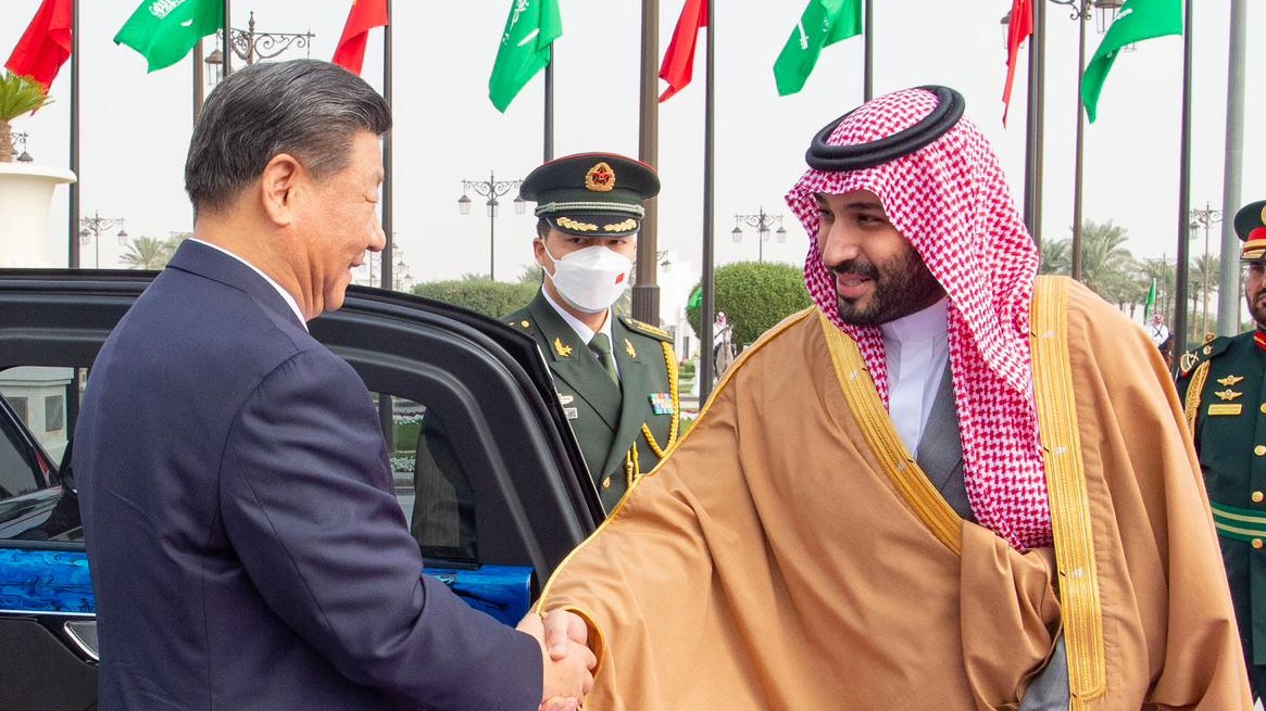 الأمير محمد بن سلمان مستقبلاً الرئيس الصيني في قصر اليمامة الخميس 8 ديسمبر 2022