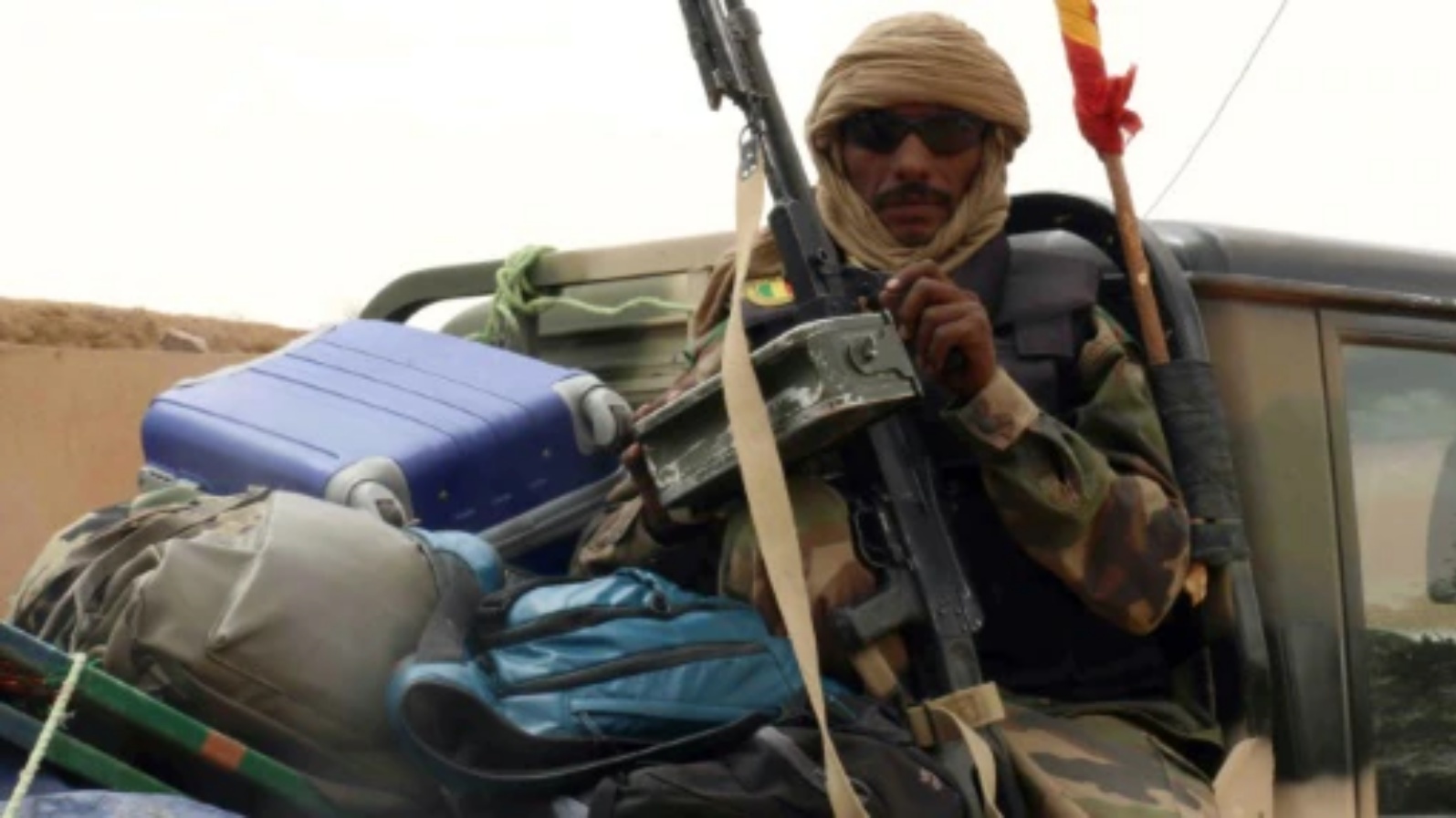 جندي مالي على متن شاحنة في بلدة كيدال في مايو 2014