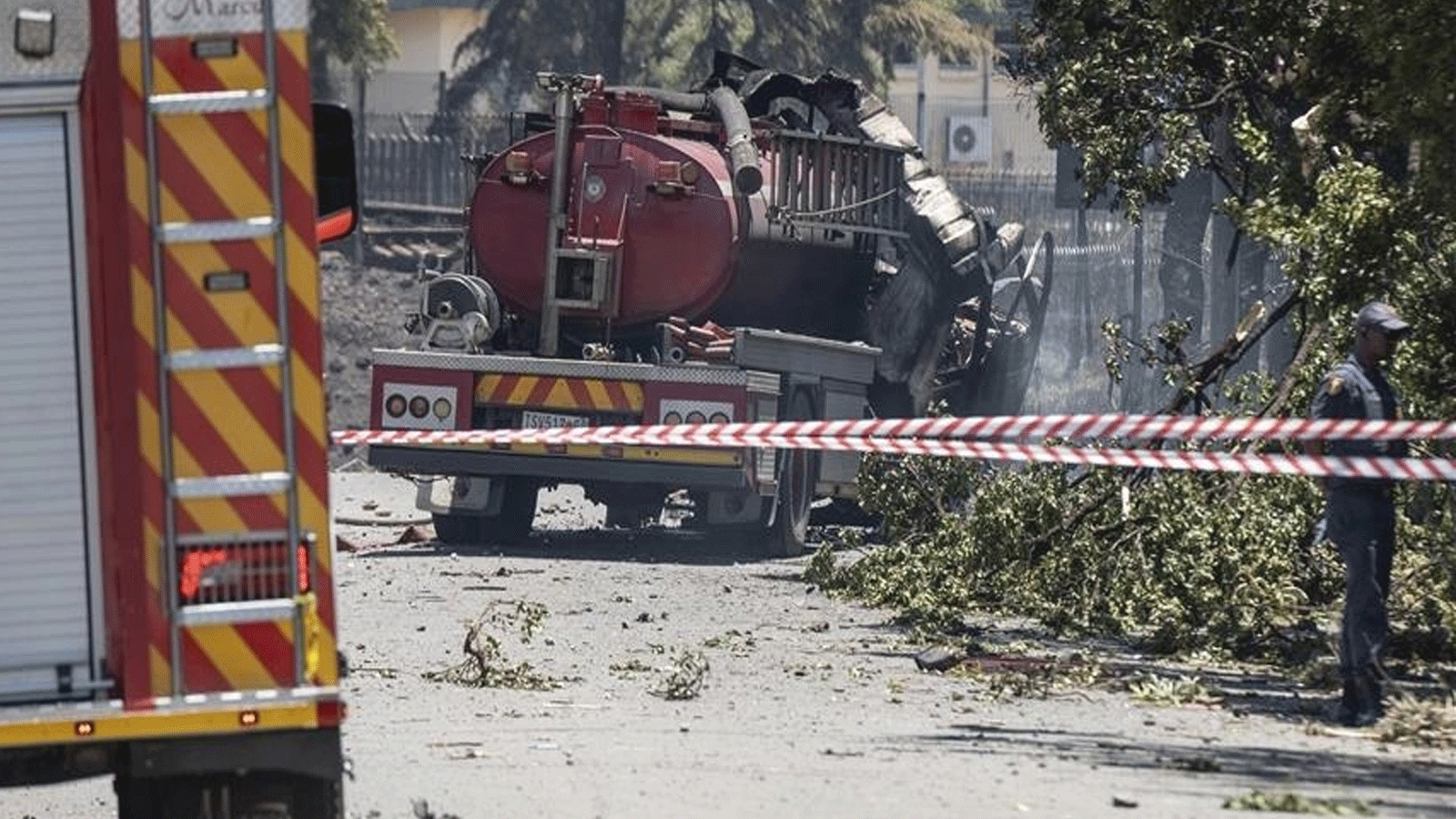 ارتفاع حصيلة ضحايا انفجار شاحنة الغاز المسال في جنوب أفريقيا إلى 18 قتيلاً