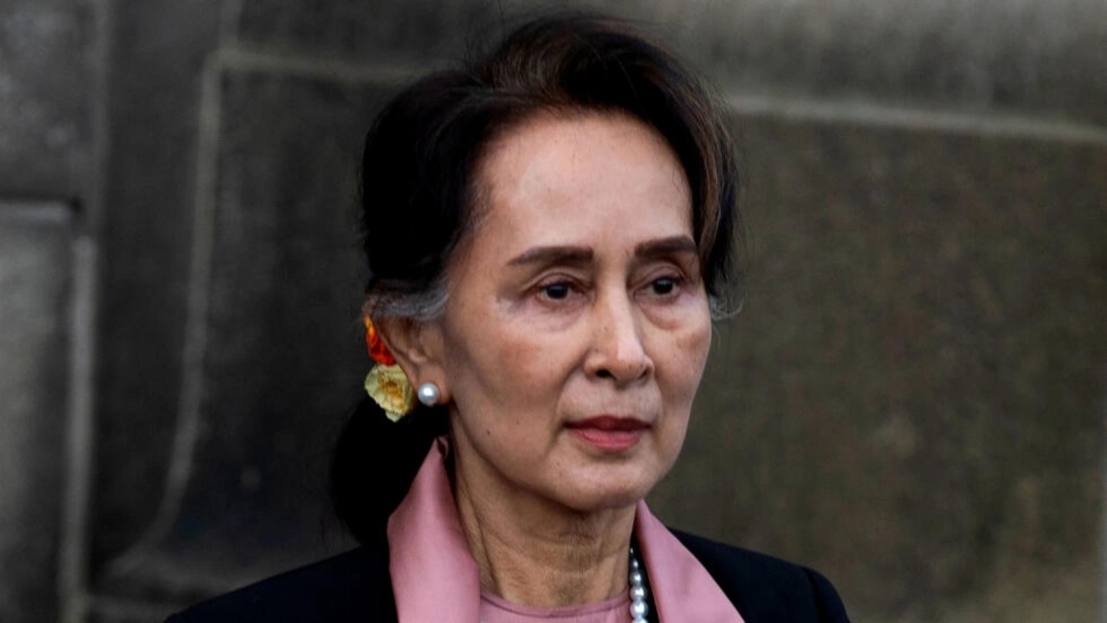 أونغ سان سوتشي بمحكمة العدل الدولية في لاهاي، في 10 ديسمبر 2019