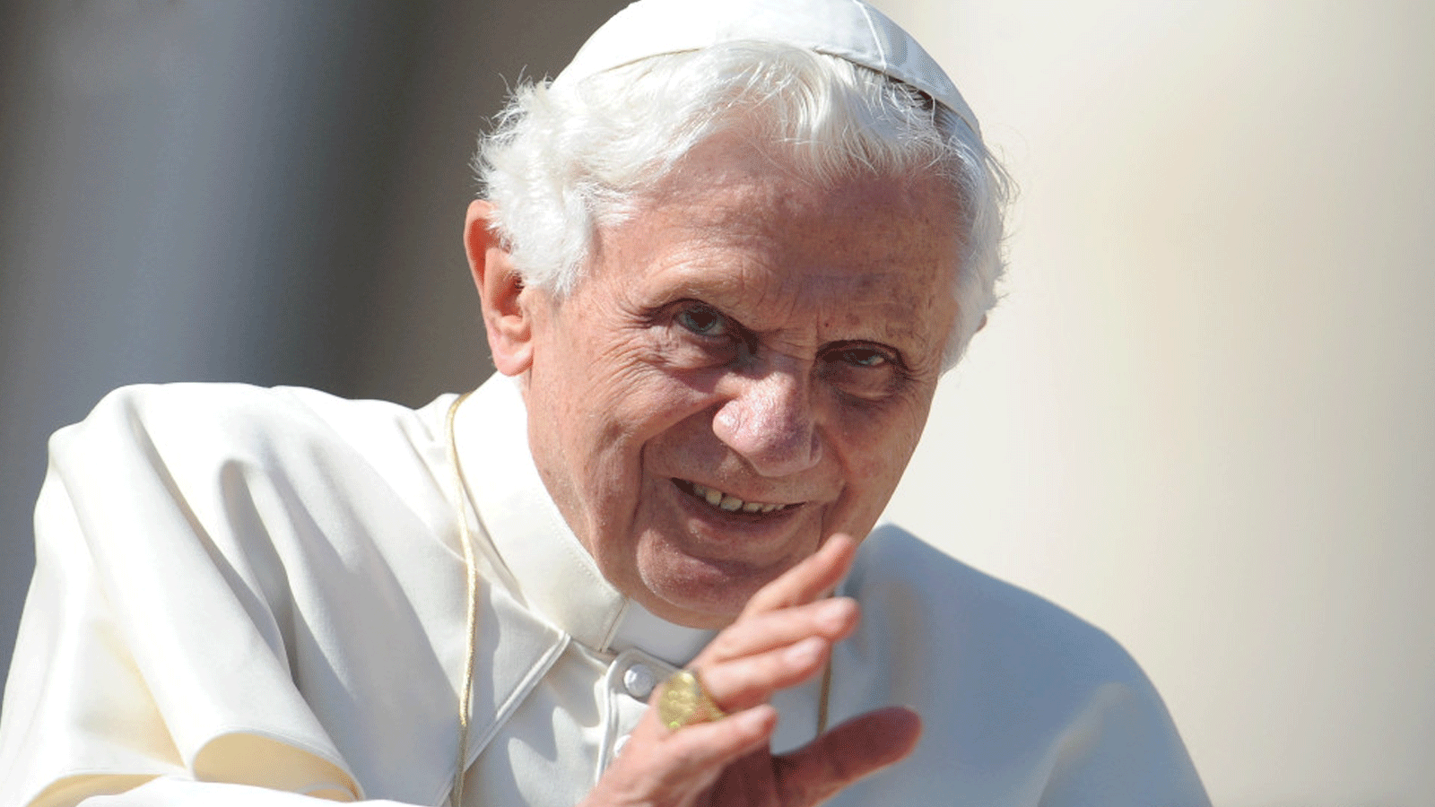 البابا الراحل بنيدكتوس السادس عشر