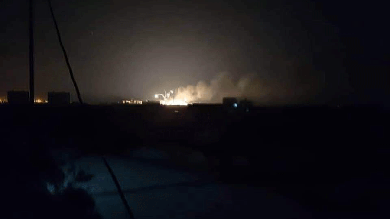 قصفٌ إسرائيلي على مطار دمشق الدولي خلال الساعات الأولى من الفجر