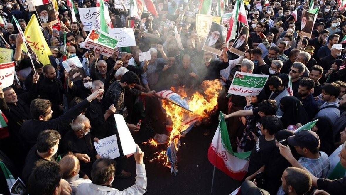 صورة من الأرشيف للاحتجاجات الإيرانية المستمرة