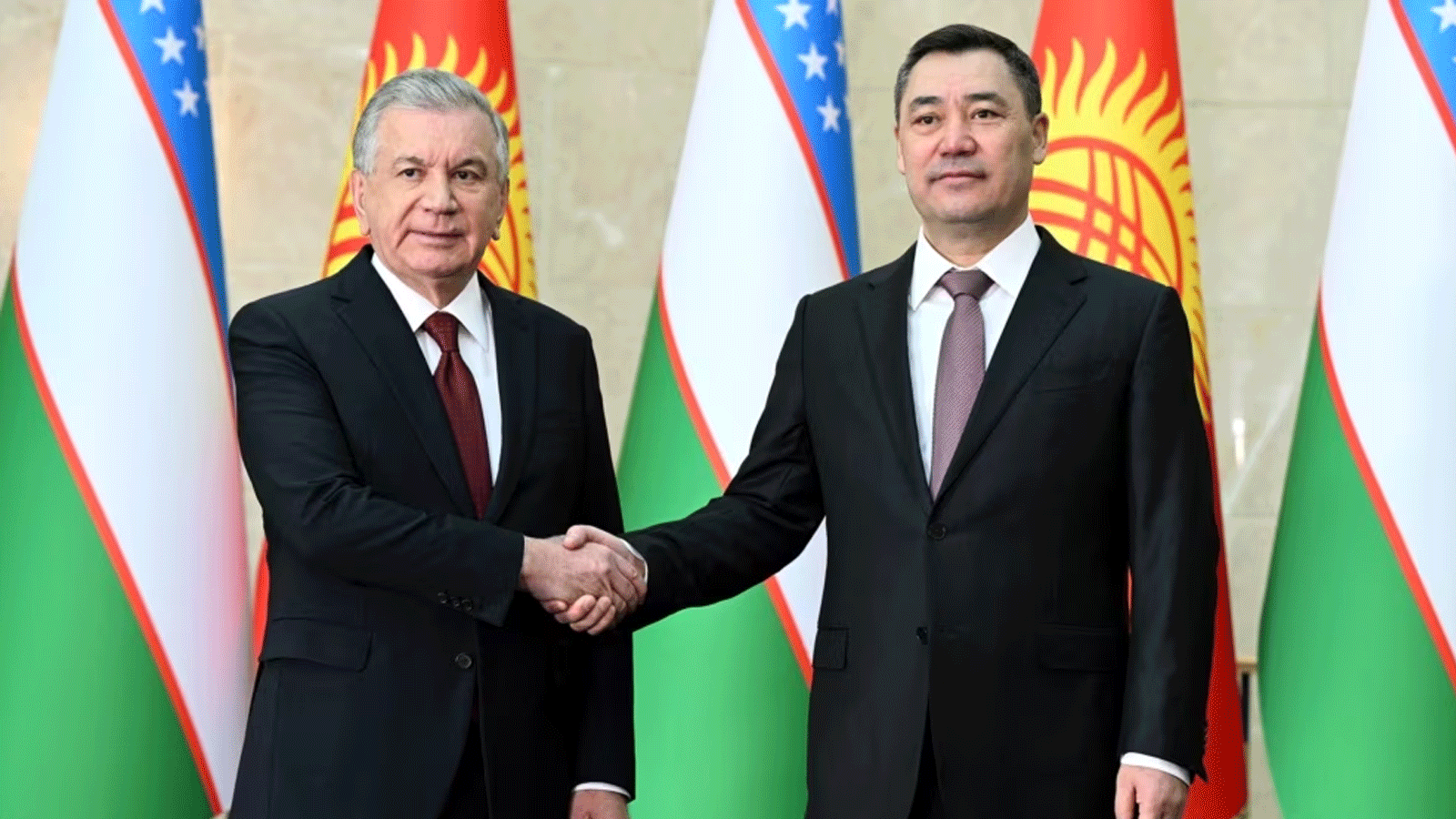 الرئيسان الأوزبكي شوكت ميرزيوييف والرئيس القرغيزي صدير جاباروف وقعا أكثر من 20 وثيقة ثنائية في 27 كانون الثاني\يناير 2023