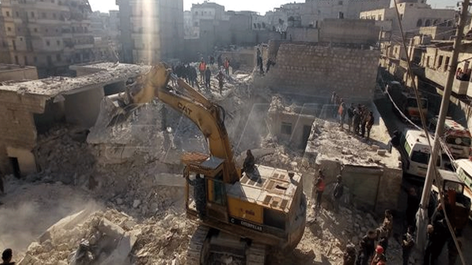 انهيار مبنى من 5طوابق في حلب(سانا)