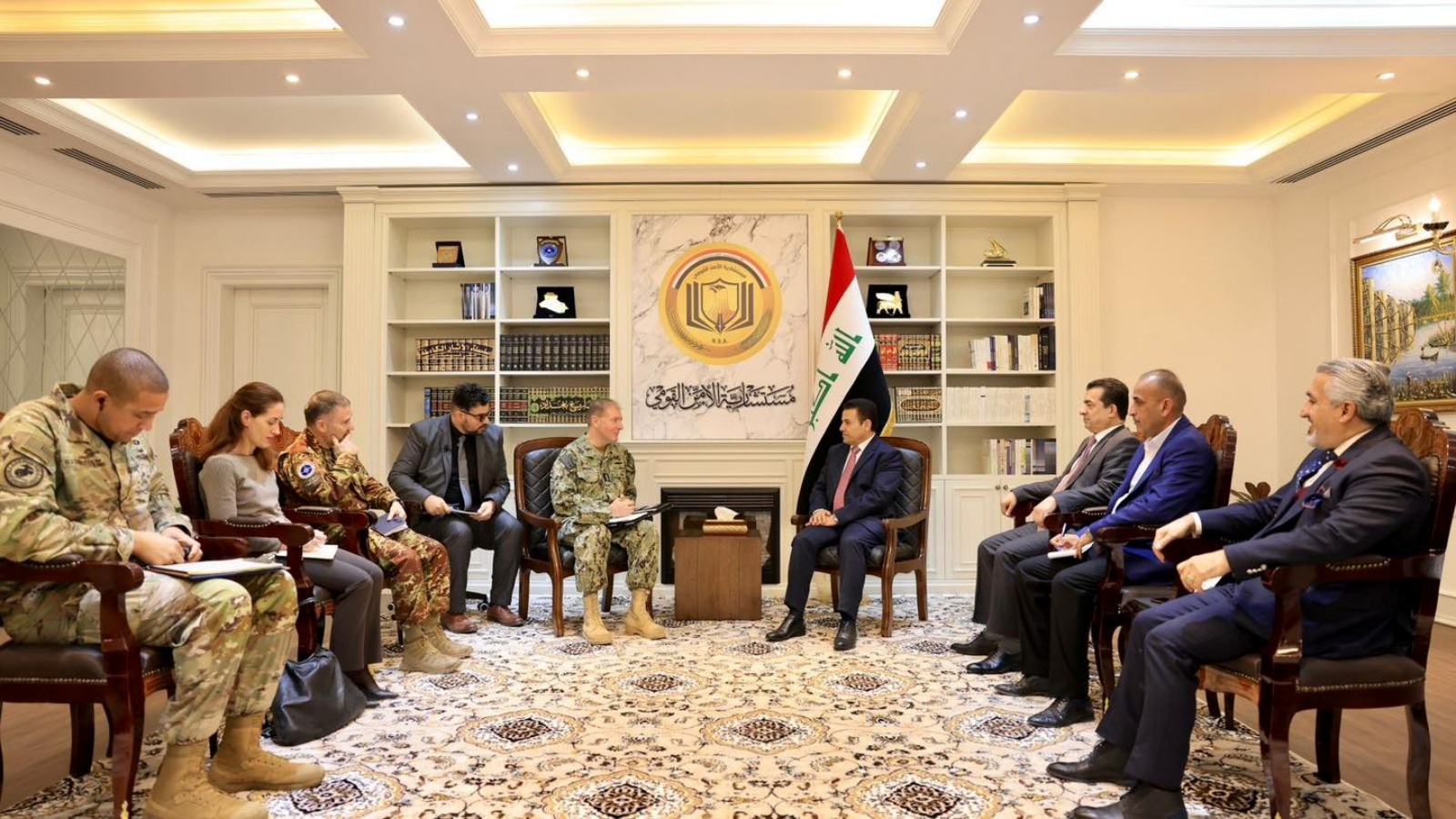 مستشار الأمن القومي العراقي قاسم الأعرجي يبحث في بغداد 24 يناير 2023 مع قائد قيادة القوات المشتركة لحلف شمال الاطلسي 