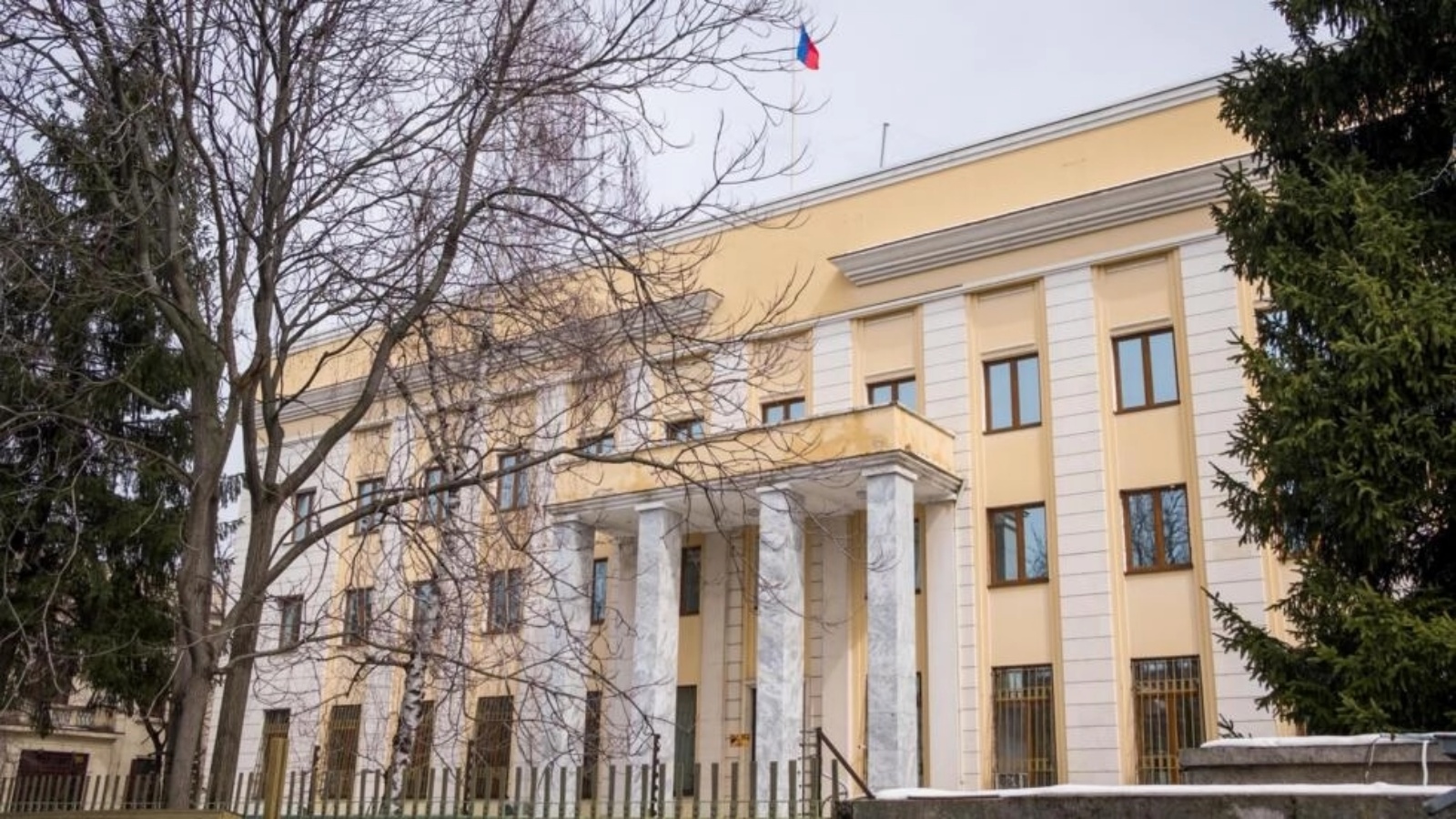 الشكل الخارجي للسفارة الروسية في بوخارست