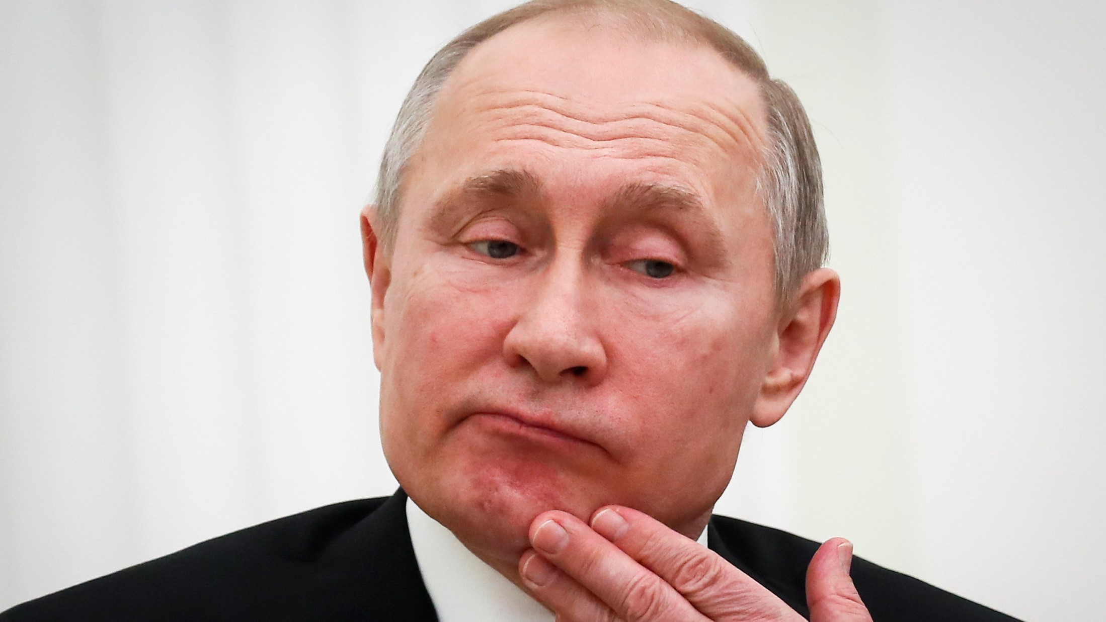 الرئيس الروسي بوتين مطارد دوليا الآن