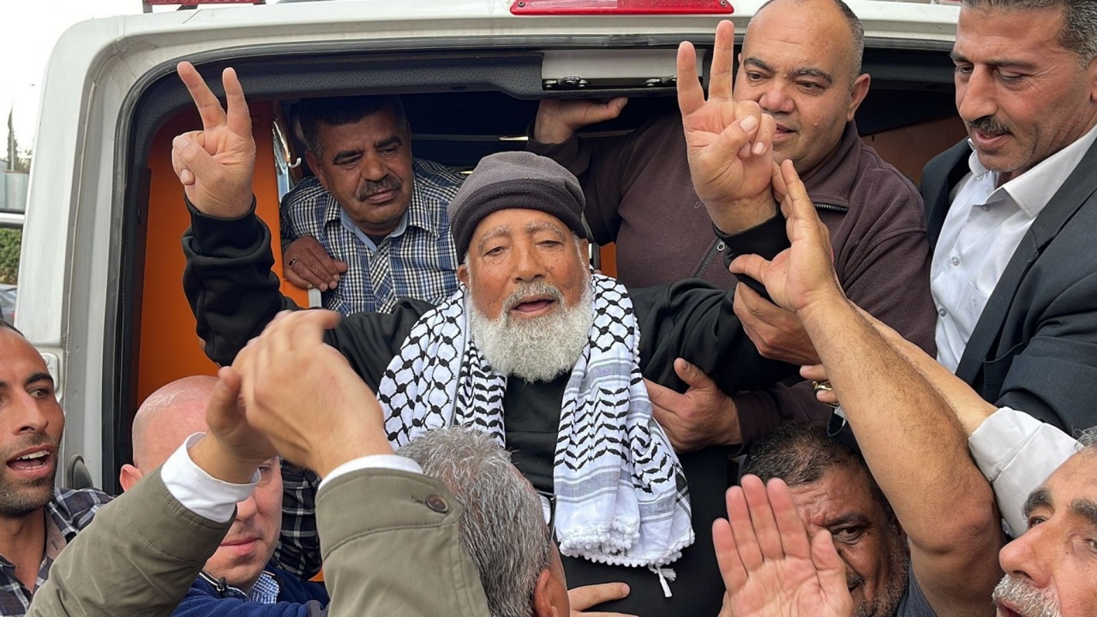 إسرائيل تفرج عن فؤاد الشوبكي، أكبر المعتقلين الفلسطينيين سناً في سجونها