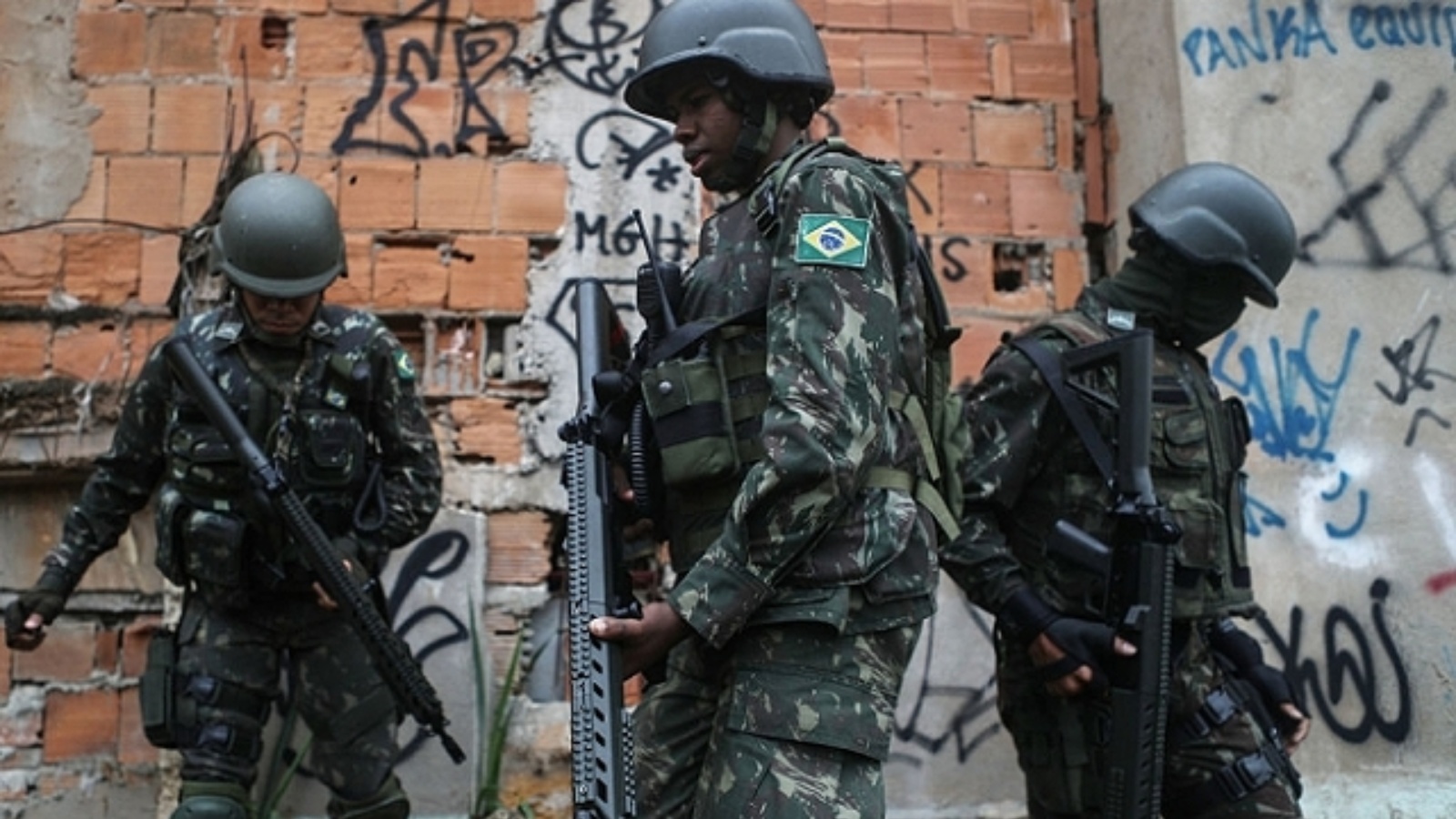 عملية للشرطة في حي عشوائي قرب ريو دي جانيرو
