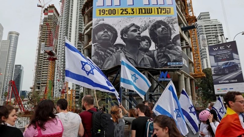الاحتجاجات مستمرة في تل أبيب ضد تعديل النظام القضائي