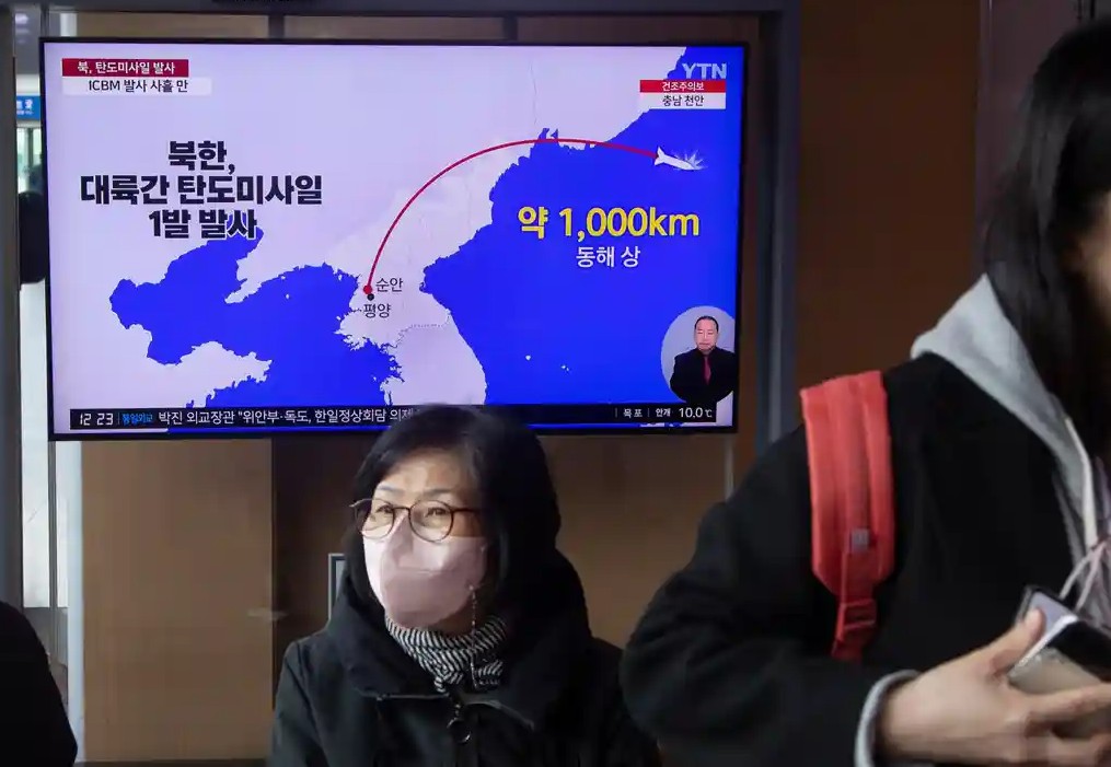 خريطة لمسار صاروخ باليستي أطلقته كوريا الشمالية