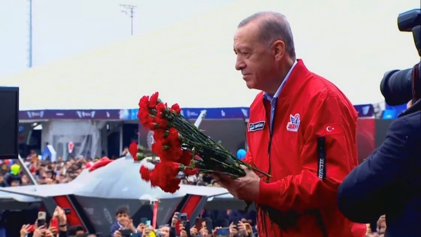 إردوغان خلال زيارته لمعرض 