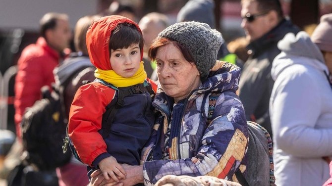 ينقل الروس أطفالًا أوكرانيين لتتبناهم عائلات روسية