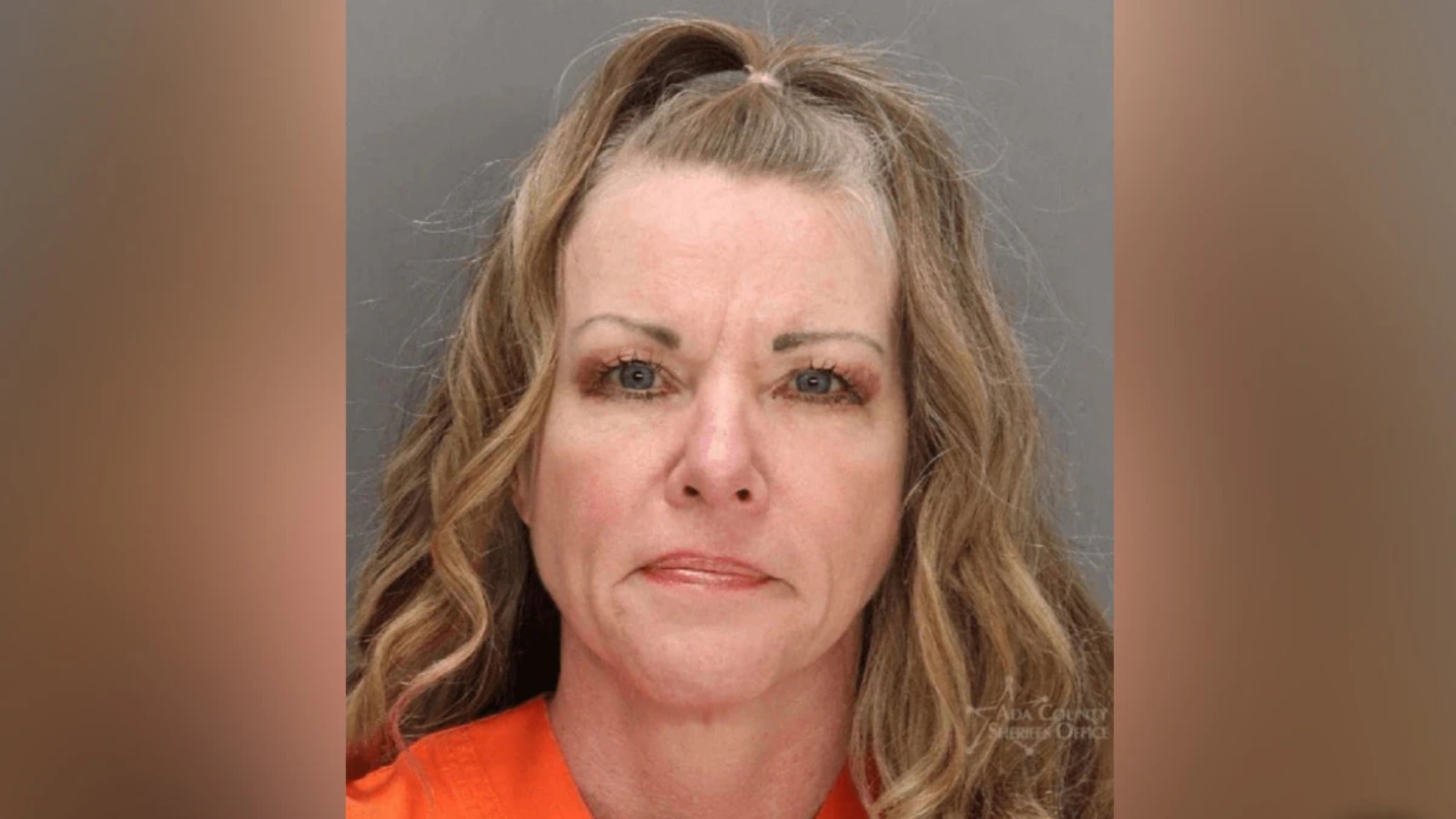 لوري فالو، متهمة بقتل طفليها والتواطؤ في قتل الزوجة السابقة لزوجها الجديد