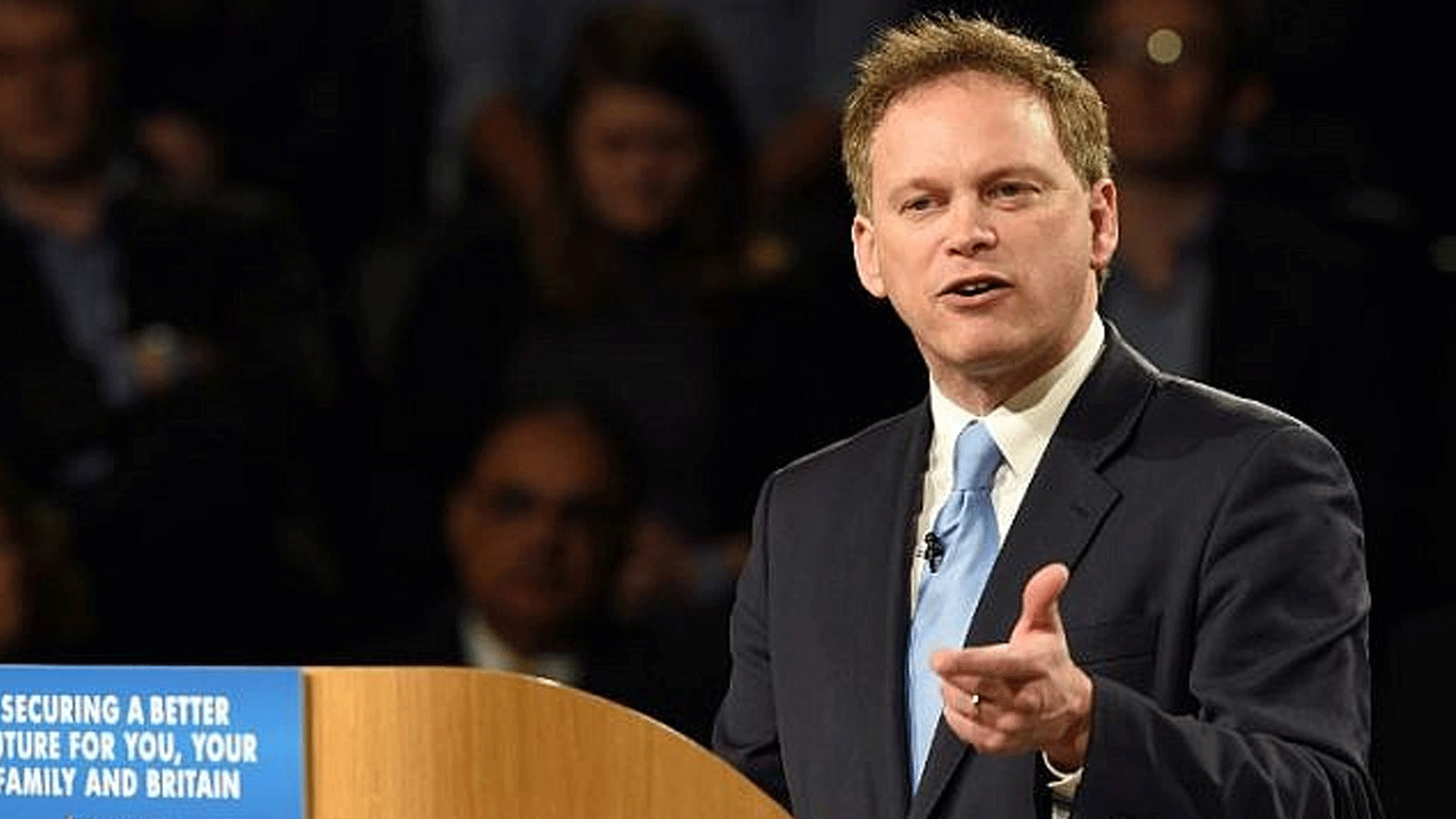 صورة أرشيفية غرانت شابس يلقي خطابًا في منتدى حزب المحافظين الربيعي في مانشستر، شمال غرب إنجلترا