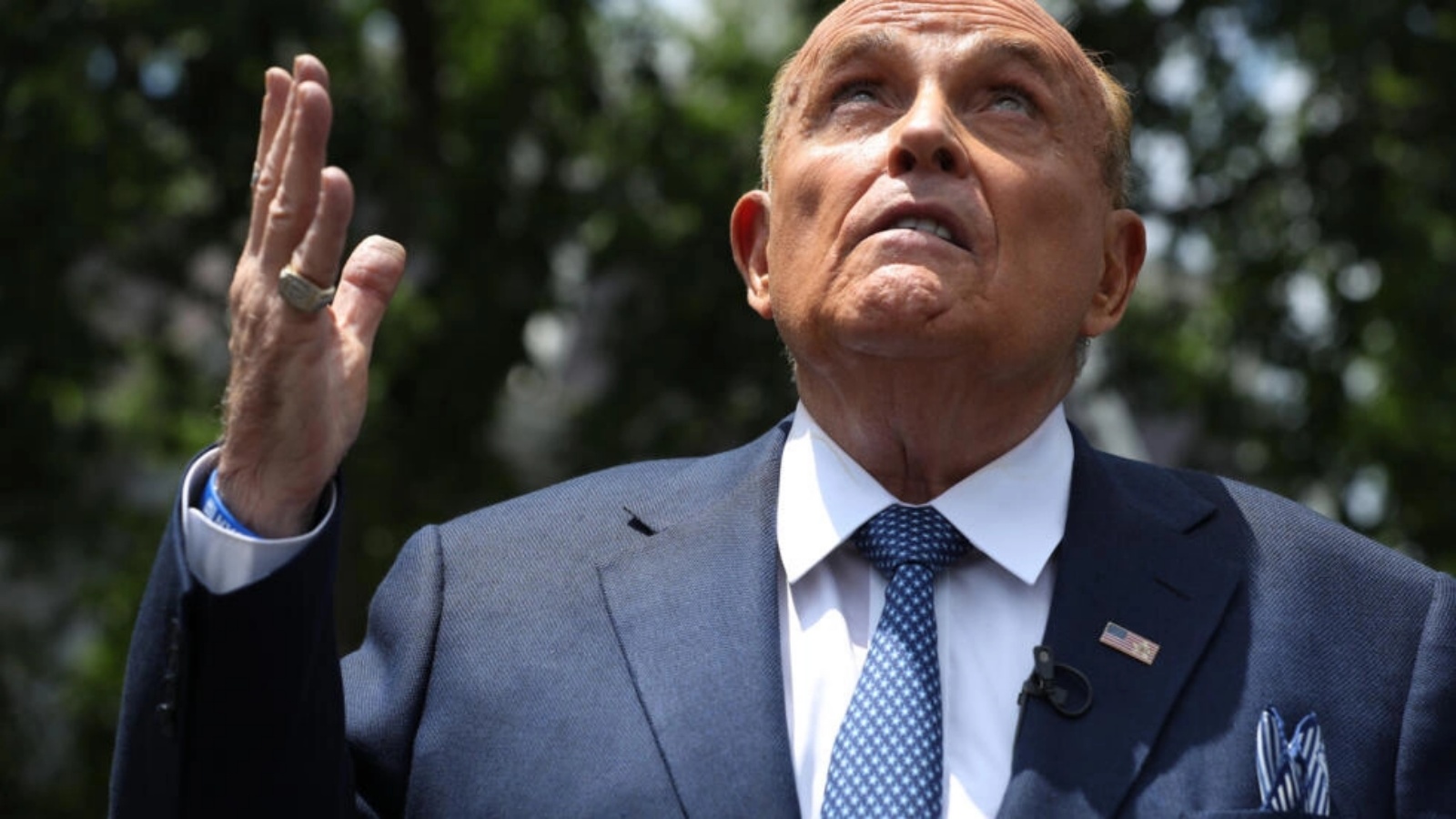 رودي جولياني المحامي الخاص للرئيس السابق دونالد ترامب