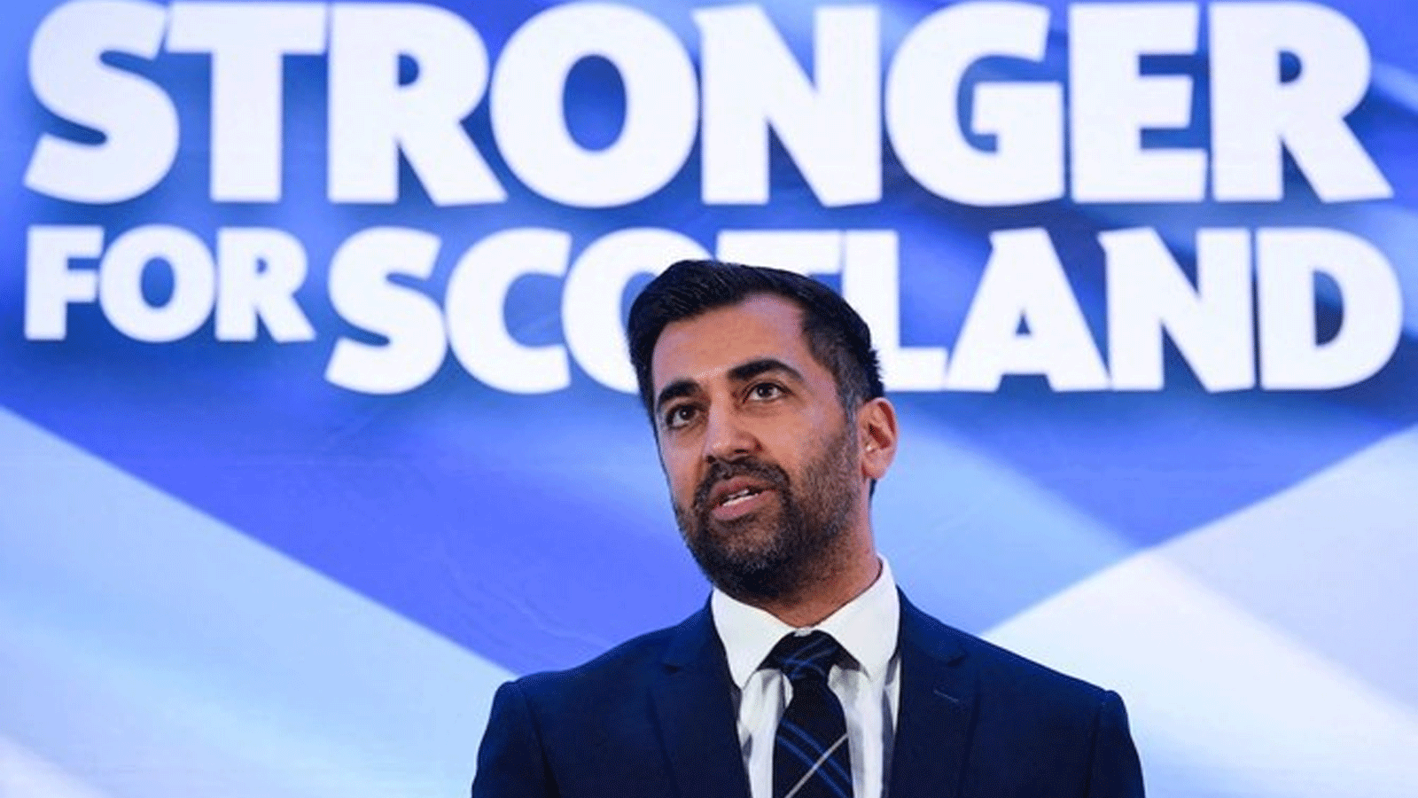 حمزة يوسف، أول زعيم مسلم لحزب سياسي بريطاني كبير، يواجه معركة شاقة لإحياء حملة اسكتلندا من أجل الاستقلال