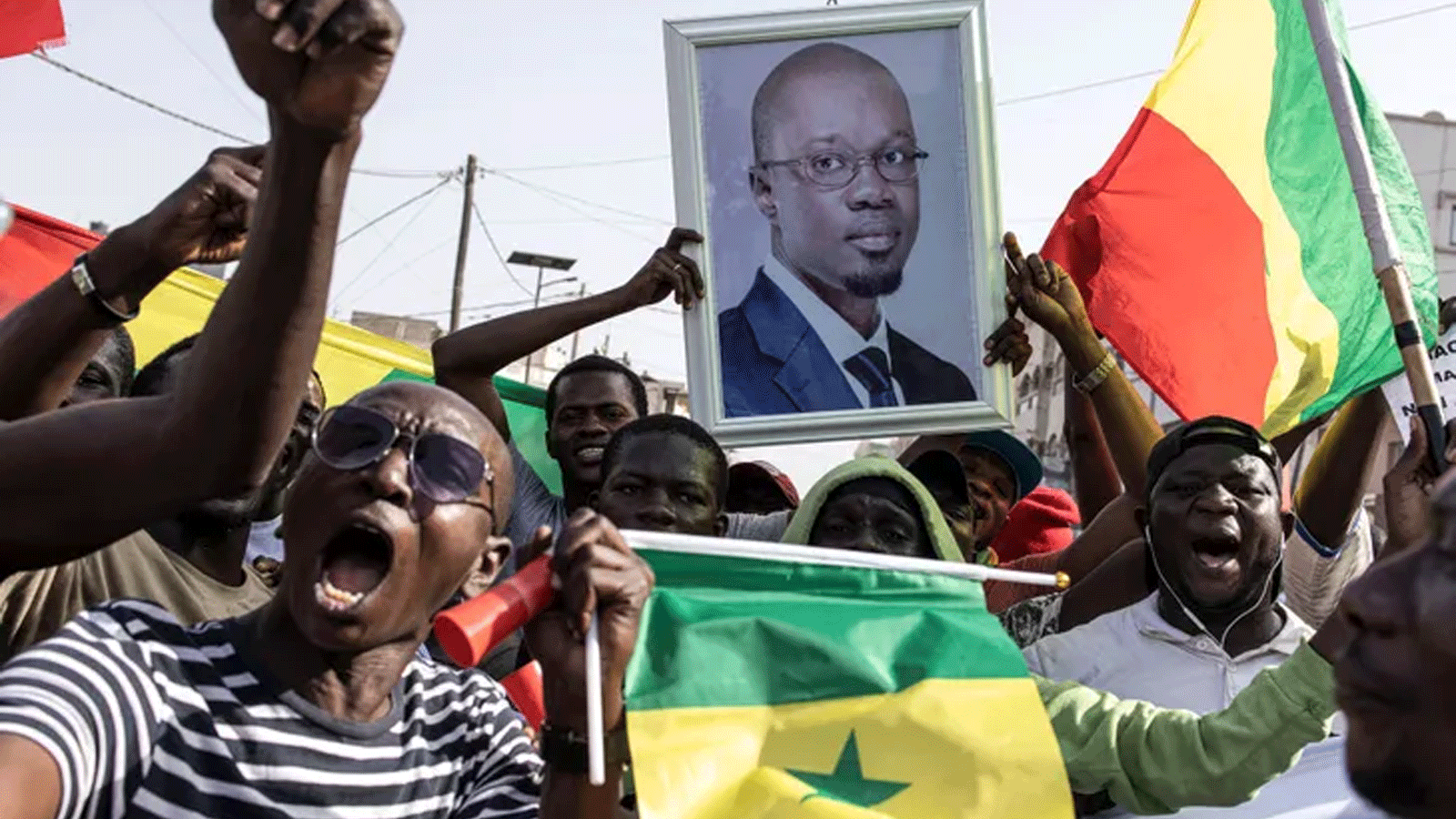 مسيرة لدعم المعارض السنغالي عثمان سونكو، الخصم السياسي الرئيسي لماكي سال، في 14 آذار\ مارس 2023 في داكار