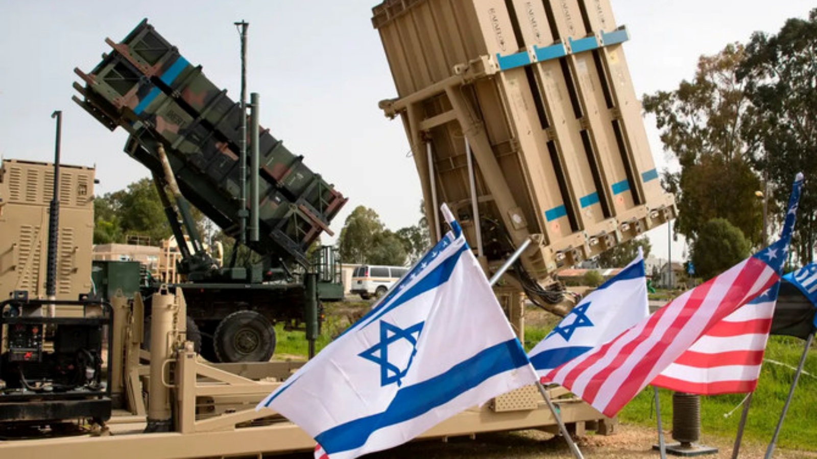 إسرائيل والولايات المتحدة تجريان مناورات لضرب منشآت إيران النووية