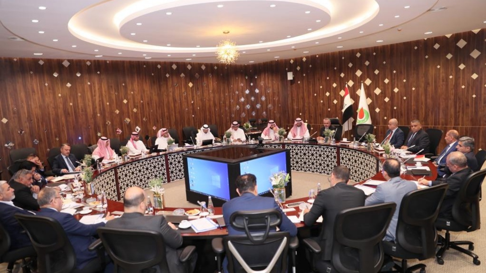 وفد سعودي للطاقة خلال مباحثات في بغداد الاربعاء 19 يوليو 2023 للدخول في استثمارات نفطية وغازية في العراق (النفط)