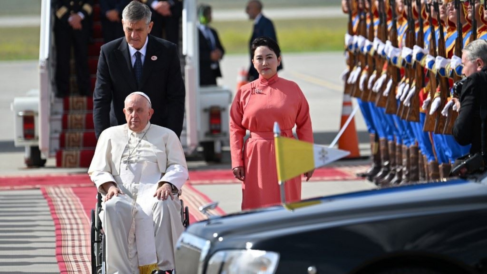 البابا يصل إلى منغوليا