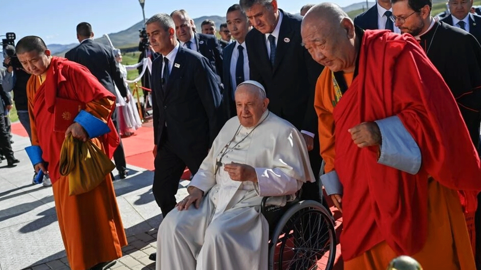 البابا فرنسيس خلال زيارته لمنغوليا
