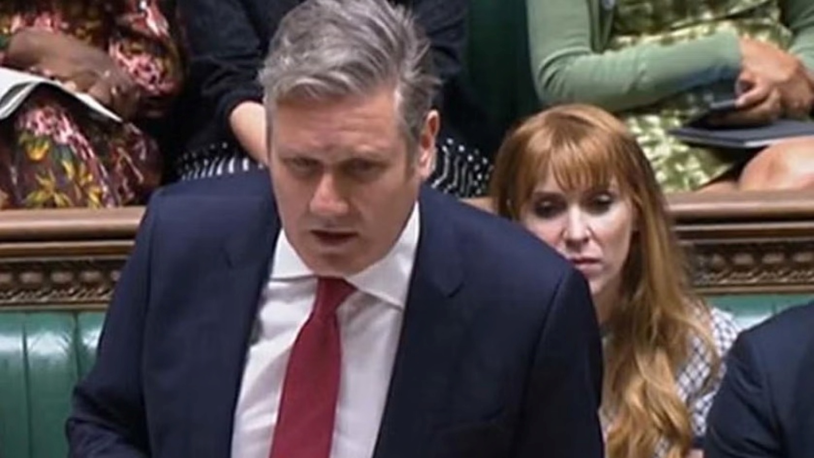 زعيم حزب العمال البريطاني المعارض والمراة القوية انجيلا راينر في مجلس العموم