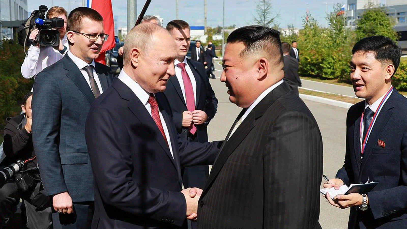 الرئيس الروسي فلاديمير بوتين والزعيم الكوري الشمالي كيم جونغ أون(Tass)