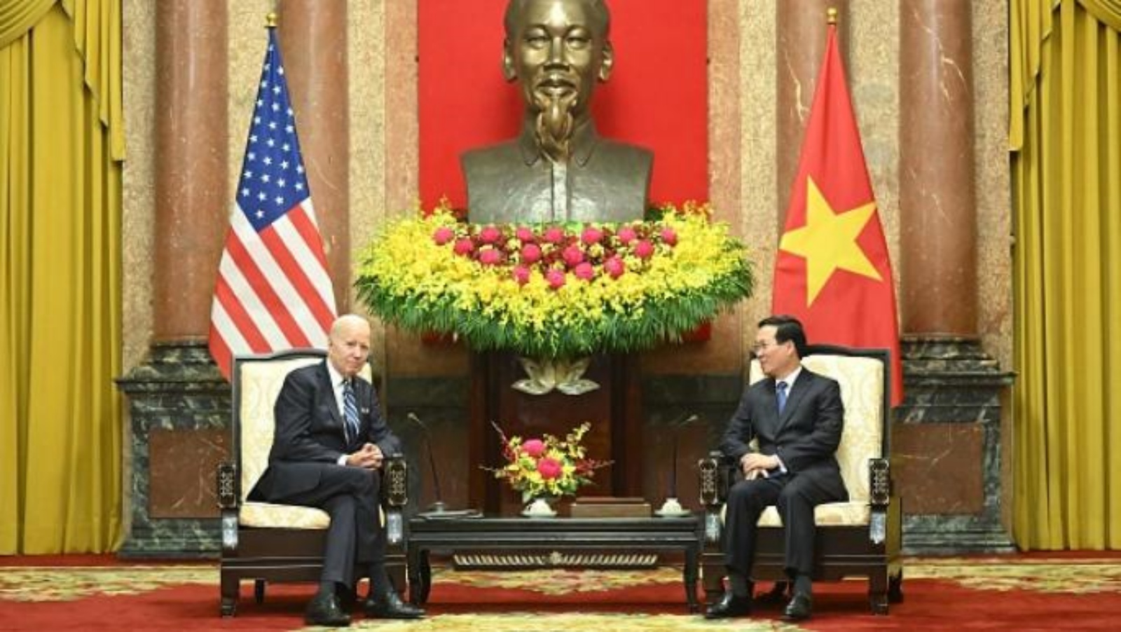 من لقاء الرئيس الفيتنامي مع نظيره الأميركي في هانوي