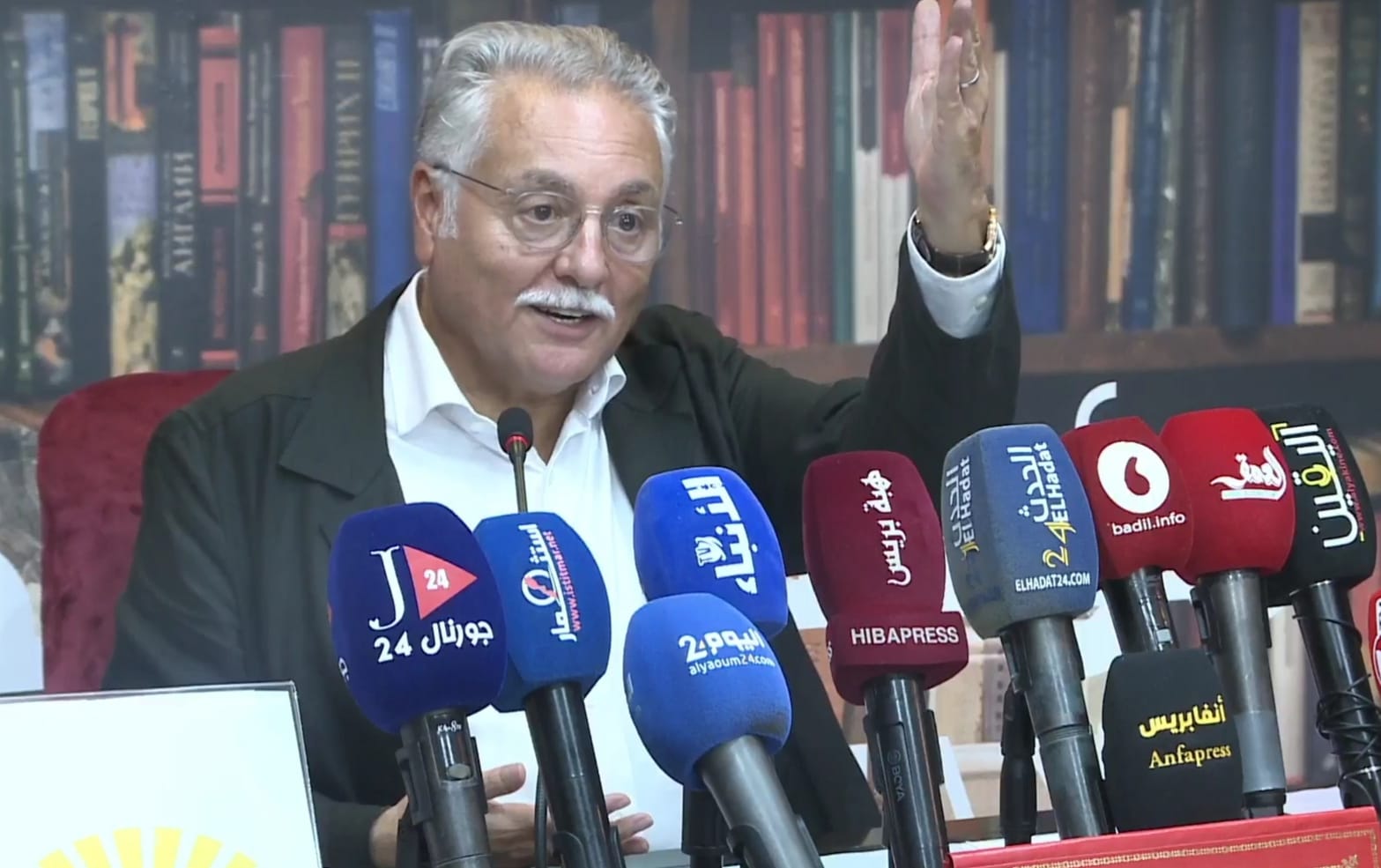 محمد نبيل بنعبد الله في ضيافة مؤسسة الفقيه التطواني