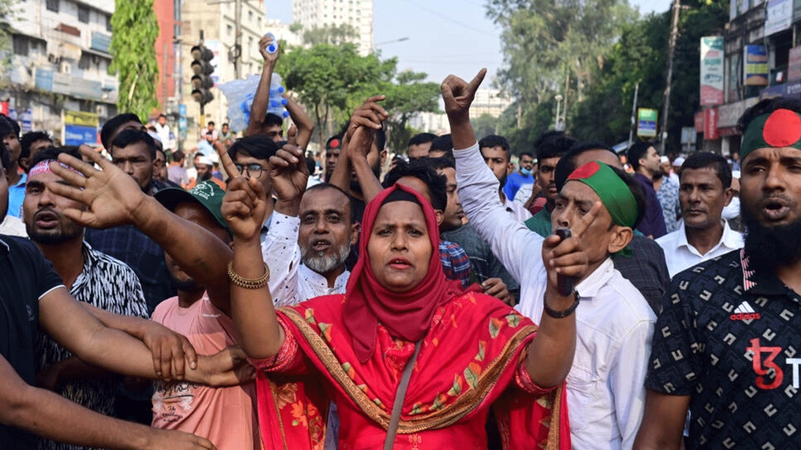 أنصار الحزب الوطني البنغلاديشي (BNP) يتجمعون في دكا، مطالبين بتنحي رئيسة الوزراء الشيخة حسينة للسماح بإجراء انتخابات حرة ونزيهة في ظل حكومة محايدة في 28 أكتوبر\تشرين الأول 2023