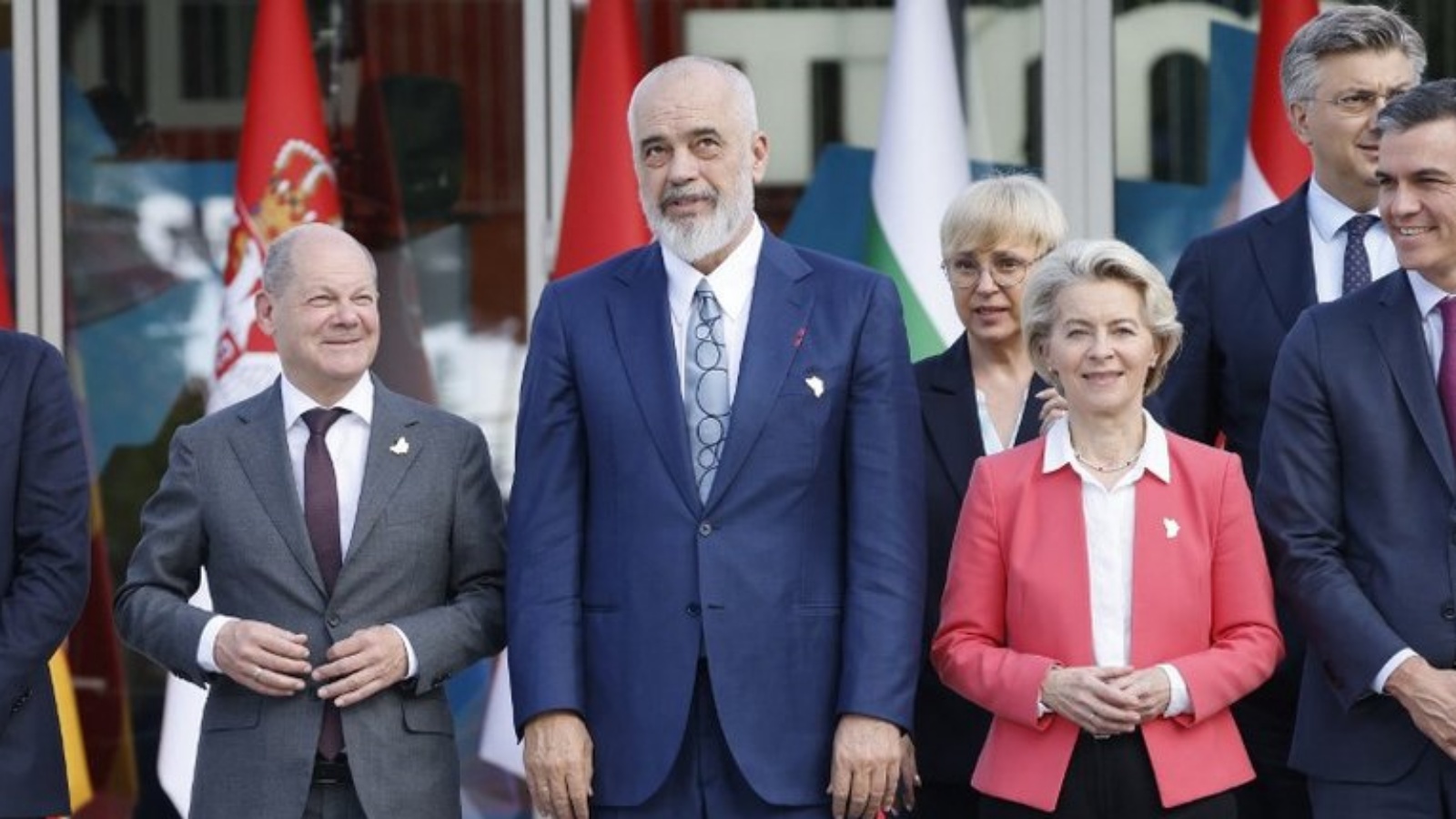 عدد من قادة الاتحاد الأوروبي خلال صورة في برلين في 16 أكتوبر.