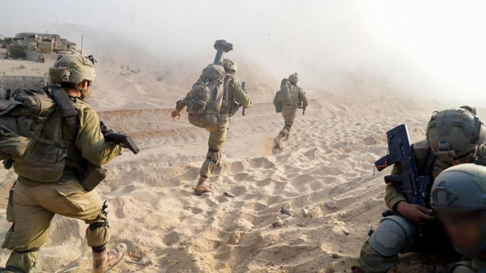 جنود إسرائيليّون خلال عمليات في شمال غزة 