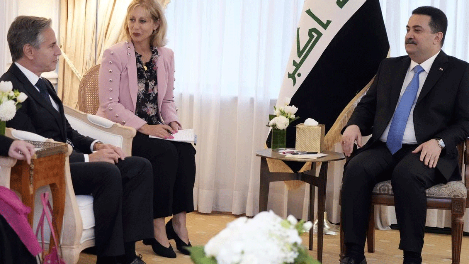 صورة ارشيفية لرئيس وزراء العراق محمد شياع السوداني مع وزير خارجية الولايات المتحدة انتوني بلينكن