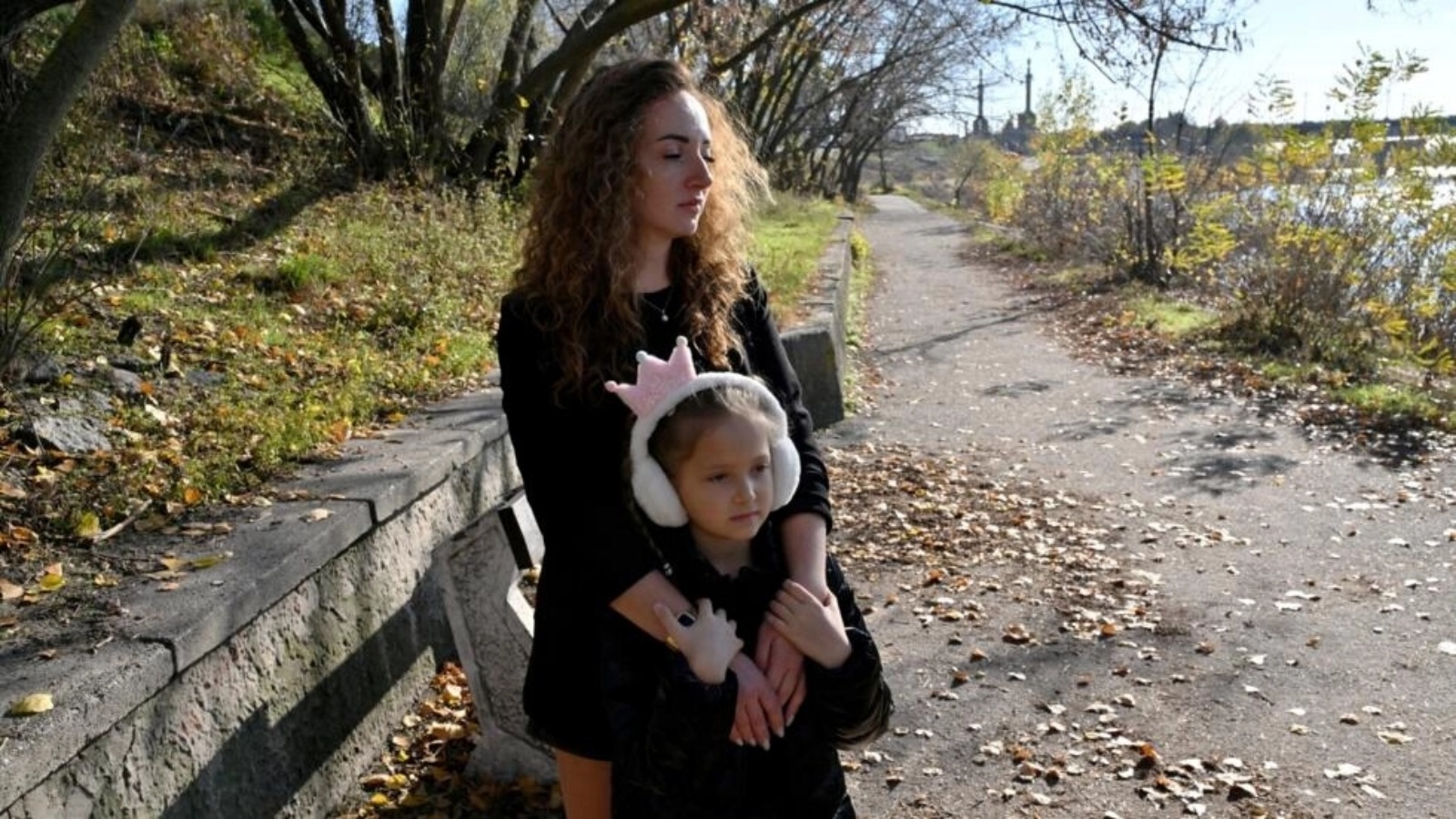 آنا لياشكو مع ابنتها ديانا في كييف بتاريخ 3 نوفمبر 2023 