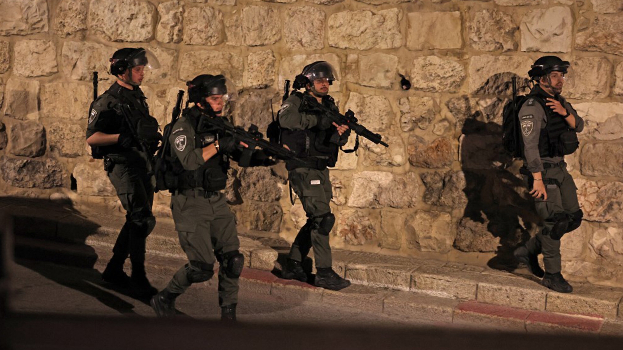 حماس تتبنى هجوماً مسلحاً قرب القدس أودى بجندي إسرائيلي