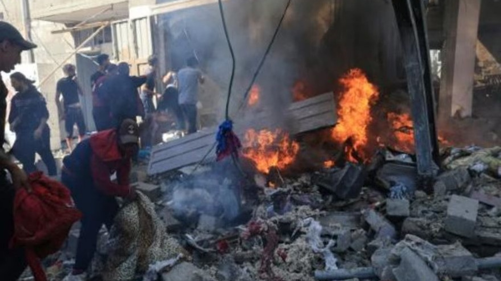 دمار بعد قصف إسرائيلي على رفح في جنوب قطاع غزة في 17 نوفمبر 2023 