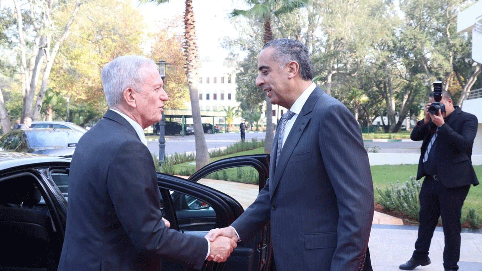 المدير العام للأمن الوطني والاستخبارات الداخلية في المغرب عبد اللطيف حموشي يستقبل في&nbsp;الرباط المدير العام للشرطة الفرنسية&nbsp;فريديريك ڤو