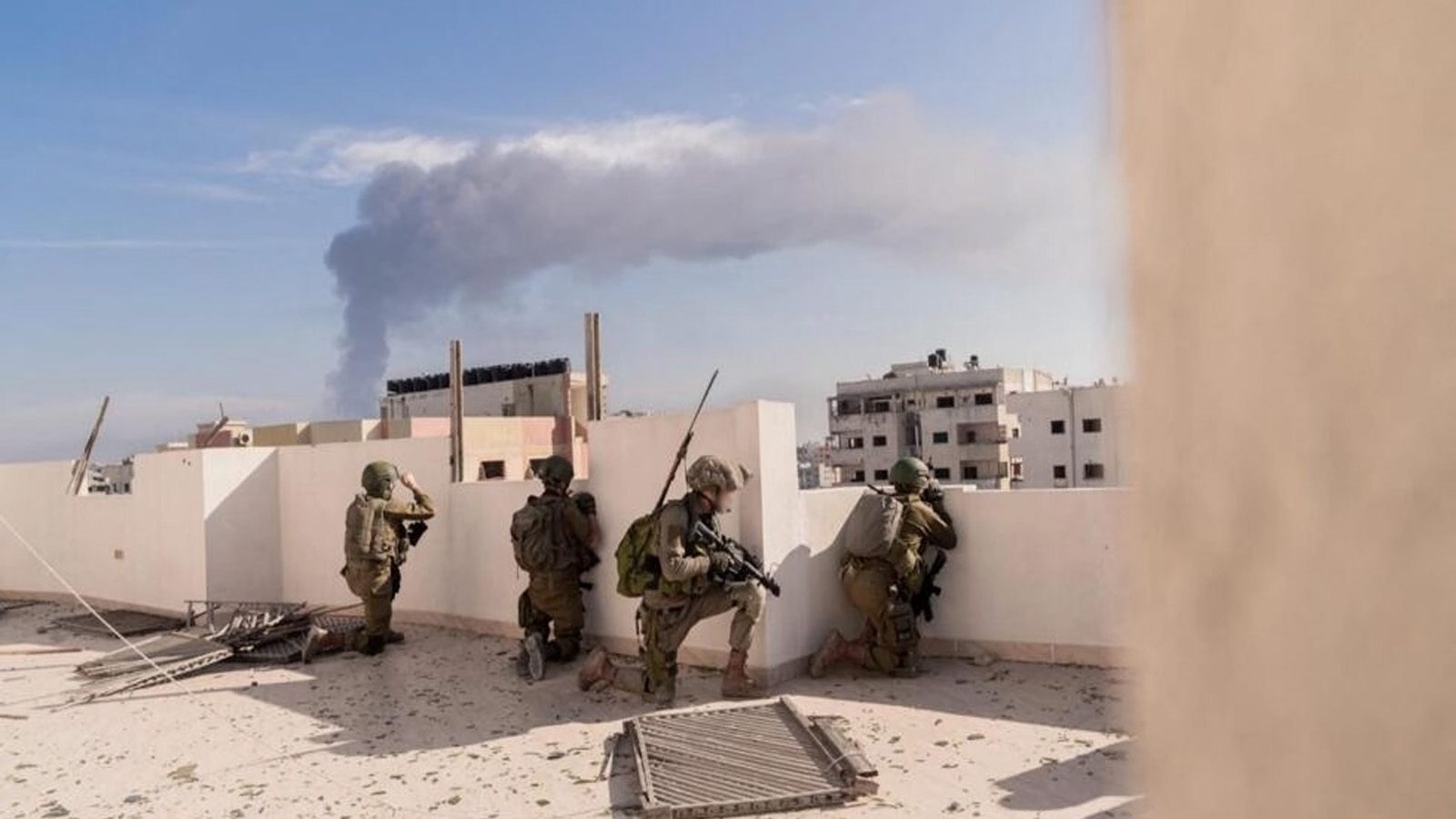 صورة نشرها الجيش الإسرائيلي في 21 ديسمبر(كانون الأول) 2023 تُظهر جنودا يعملون في قطاع غزة، وسط المعارك المستمرة