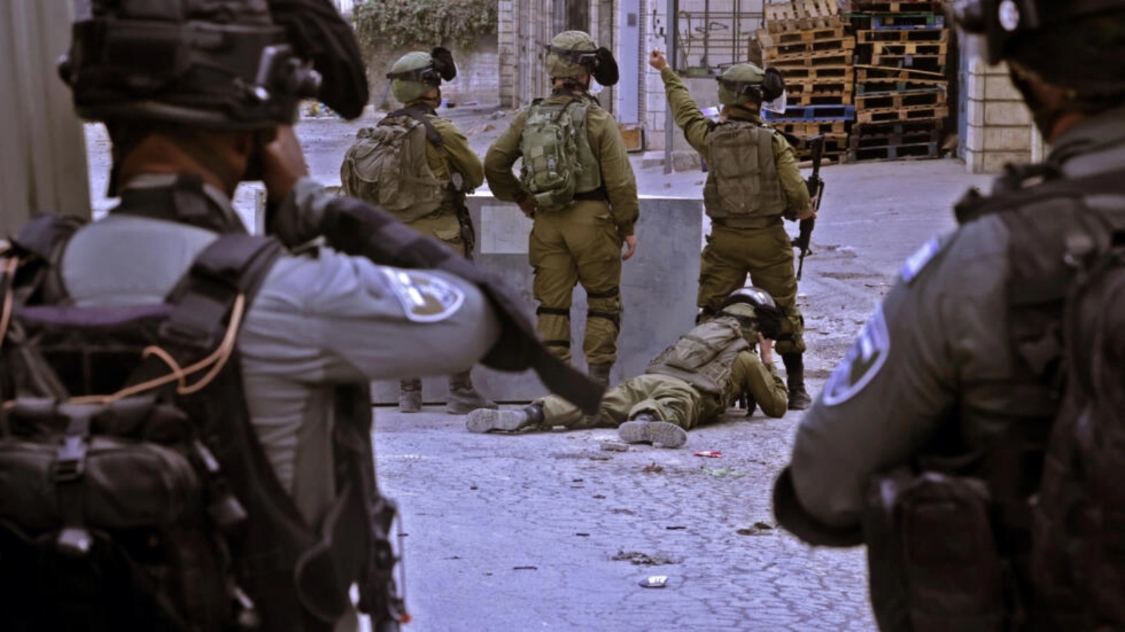 قوات الأمن الإسرائيلية تتمركز في الضفة الغربية 