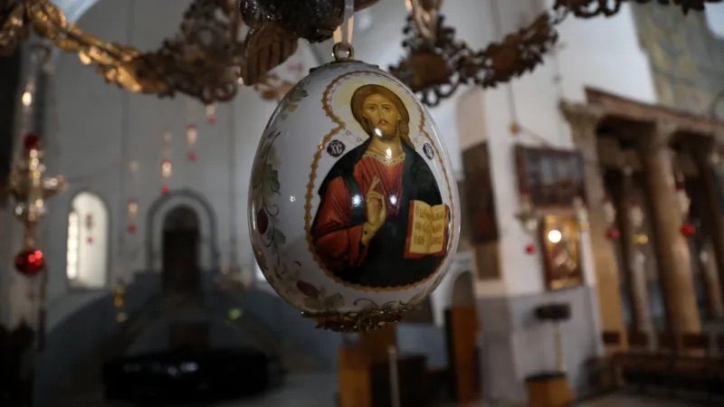 كانت البطريركية ورؤساء كنائس مدينة القدس قد أعلنوا جميعا إلغاء كافة الاحتفالات بعيد الميلاد للطوائف المسيحية هذا العام