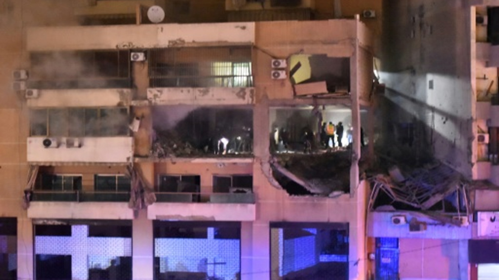 صورة لمكتب حماس في بيروت بعيد استهدافه بضربة إسرائيلية