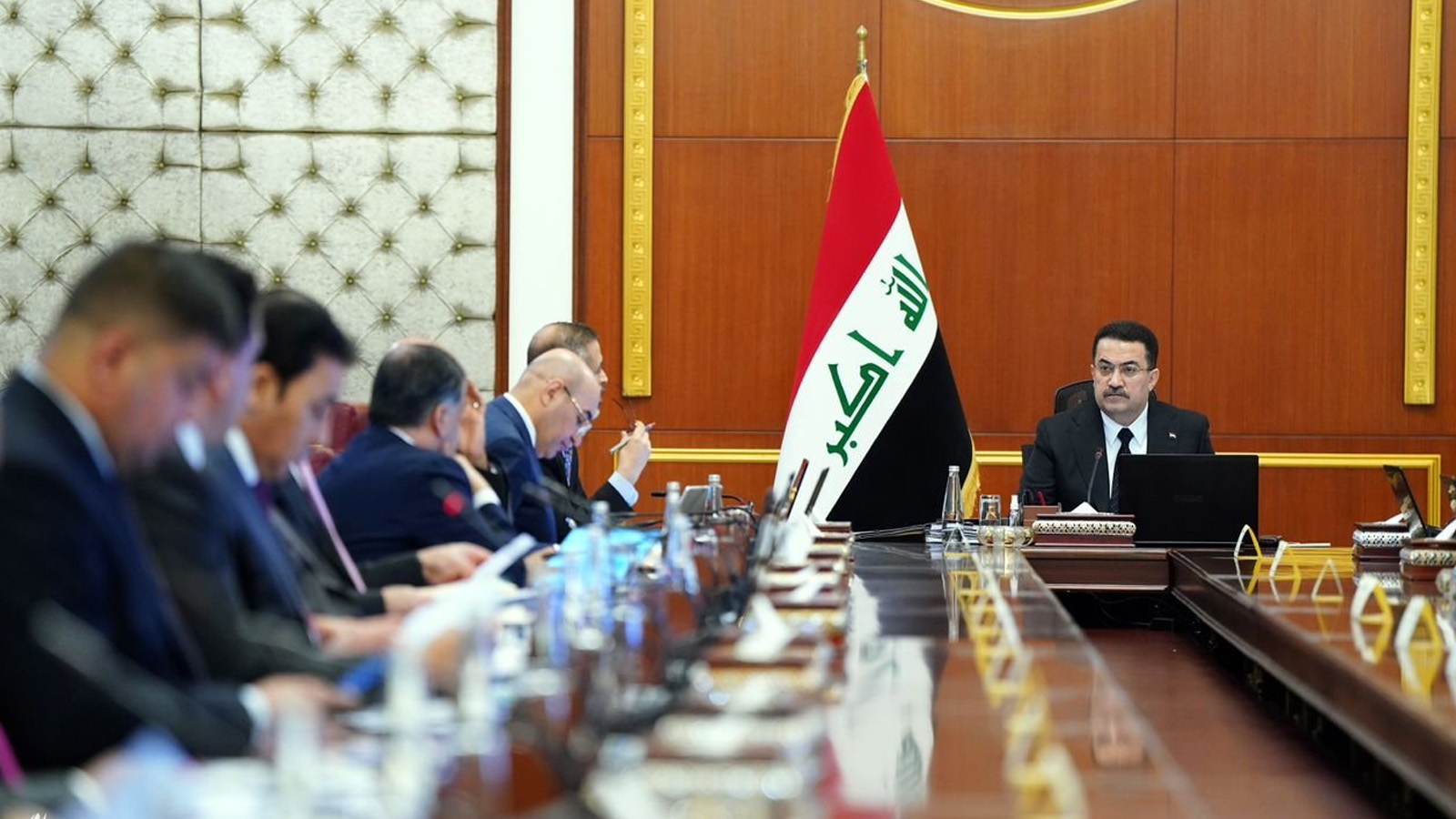 رئيس وزراء العراق محمد شياع السوداني مترئسًا الجلسة الأولى لهيئة التنسيق العليا بين المحافظات في هذا العام. الاربعاء 3 يناير (كانون الثاني) 2024