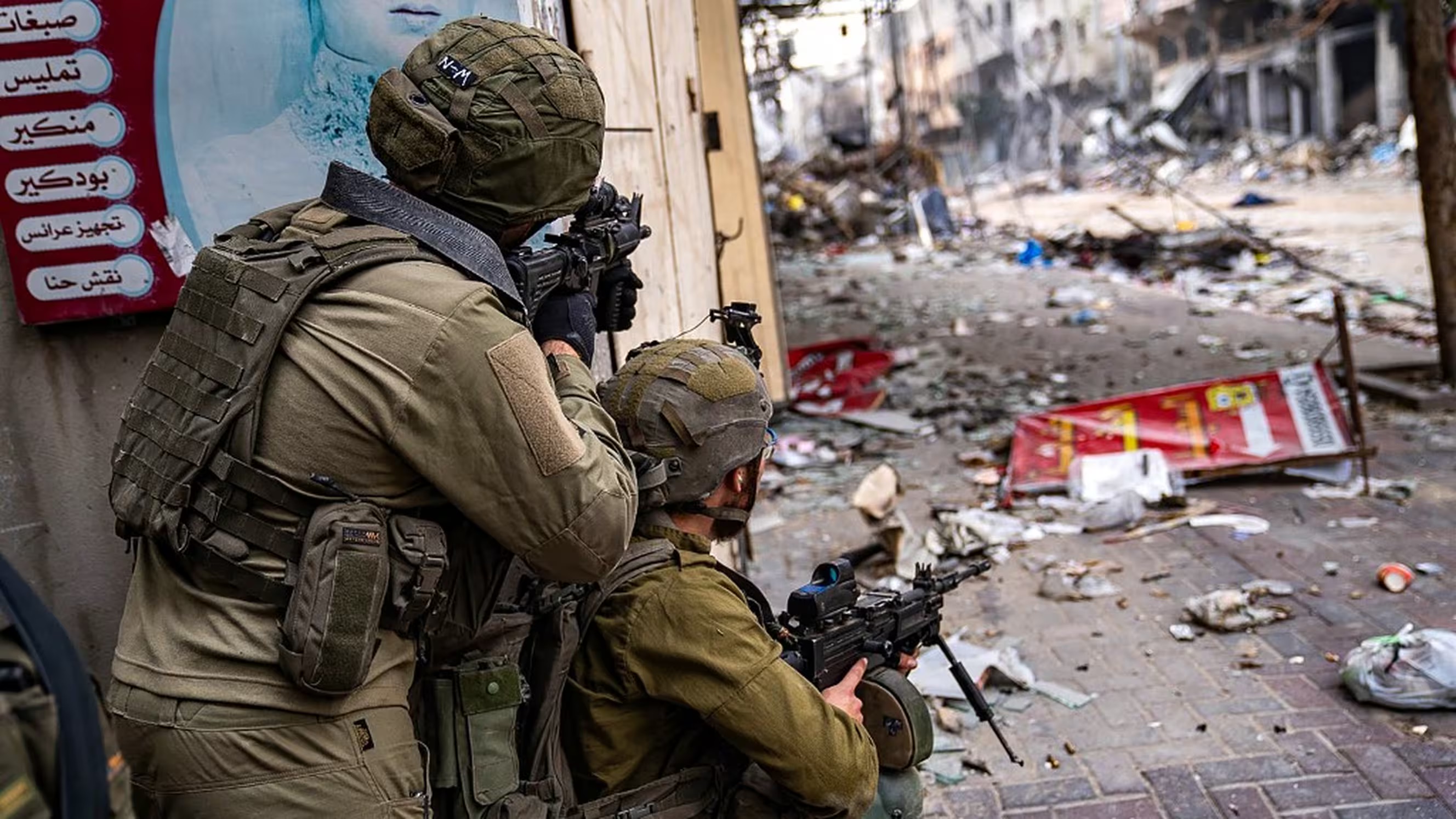 جنديان إسرائيليان في قطاع غزة في 22 كانون الأول (ديسمبر) 2023