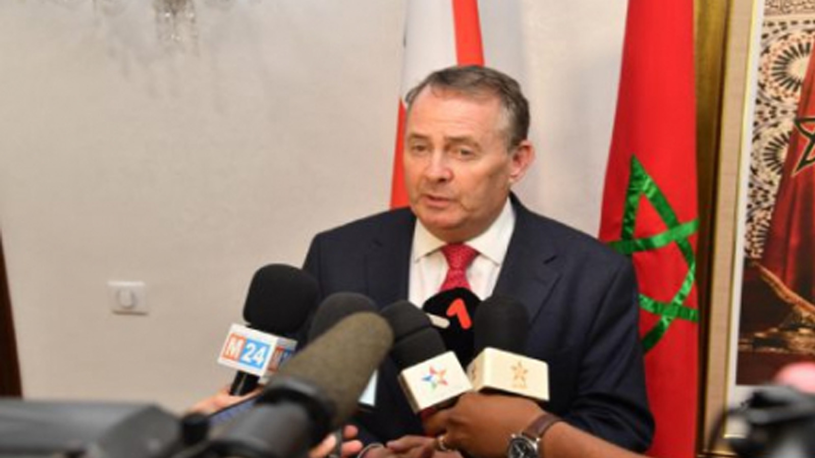 صورة نشرتها وكالة الأنباء المغربية للنائب البريطاني ليام فوكس