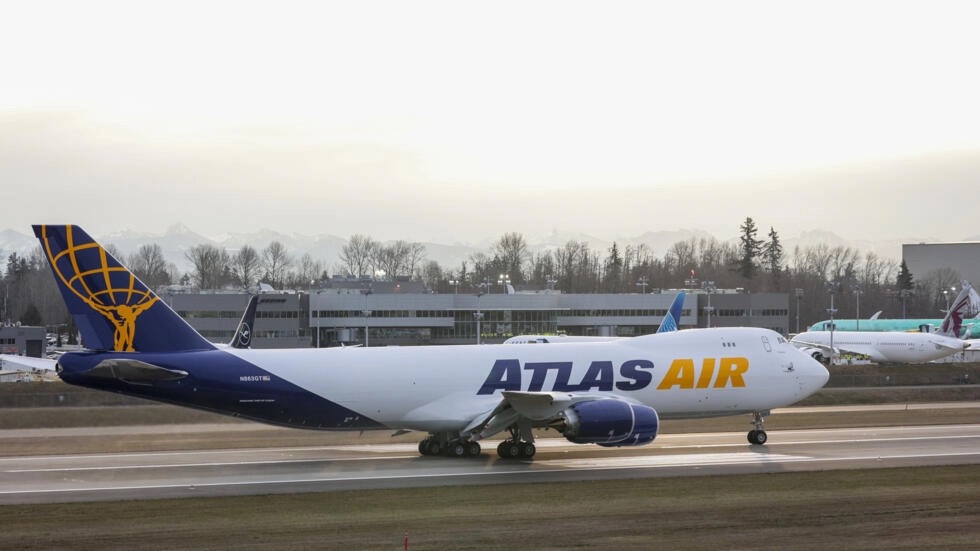 طائرة تتبع شركة أطلس إير من طراز بوينغ 747 في واشنطن بتاريخ الأول من شباط (فبراير) 2023