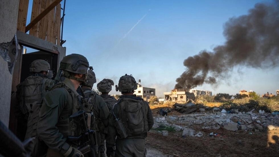 تظهر هذه الصورة التي نشرها الجيش الإسرائيلي في 24 يناير 2024، جنوده في قطاع غزة وسط معارك مستمرة مع حركة حماس