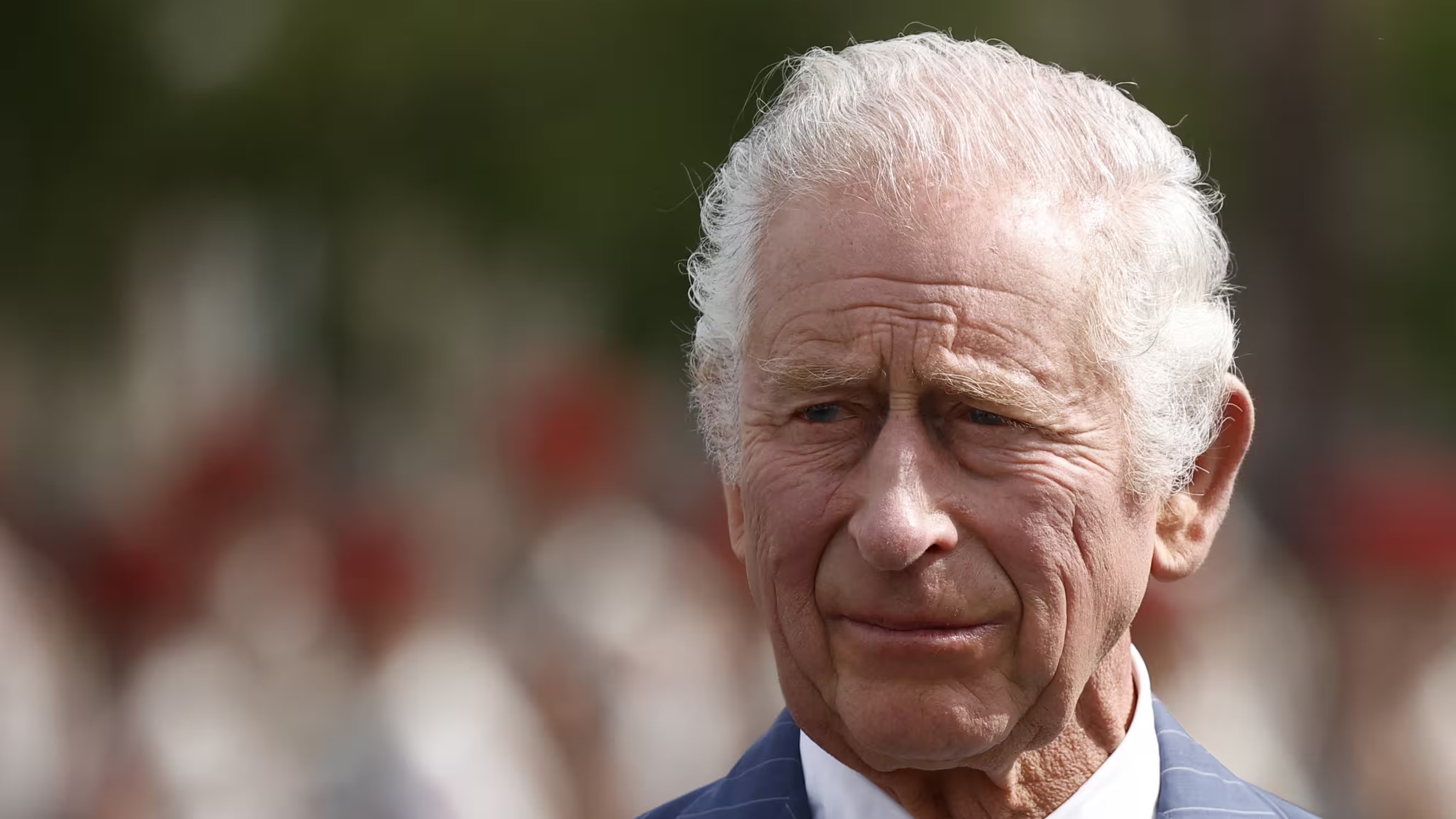 الملك تشارلز الثالث البالغ من العمر 75 عاماً سيوقف أنشطته العامة